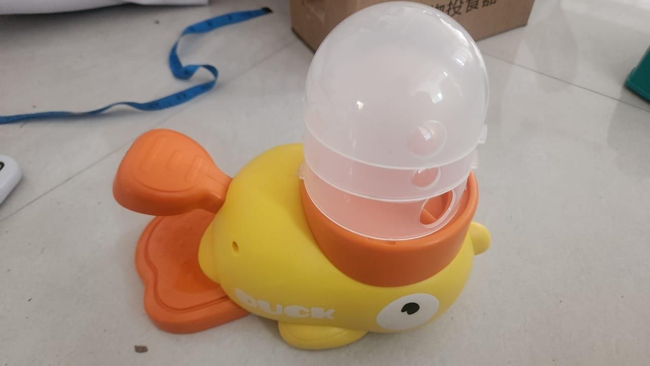 Playful Pet Feeder - Pets will love this