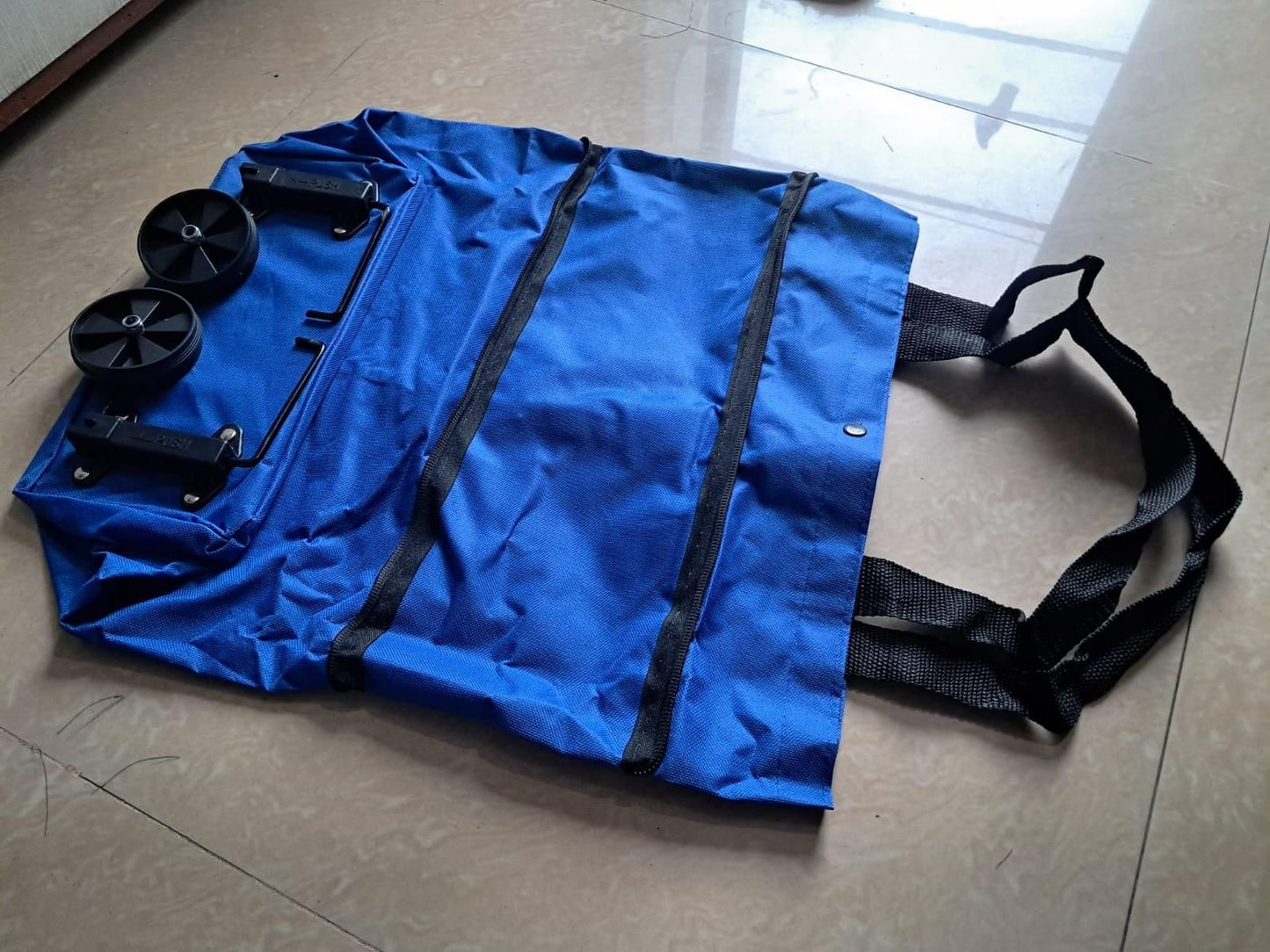 Trolly Bag Assorted Colors - HAND BAG CUM EXPANDABLE SHOPPING TROLLY